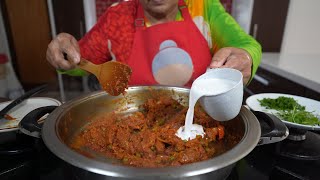 Making creamy soya prawns - simple and quick variation of soya prawns chutney