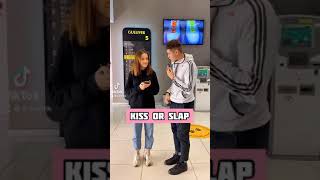 Данил Линчик: Tik-Tok: kiss or slap.поцелуй или пощёчина? Девушка ударила по лицу