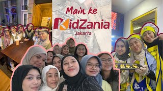 Udah gede masih main ke Kidzania?!! SERUU RAME RAMEE