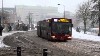 Qbuzz in de sneeuw in Groningen