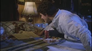 Gremlins (1984) - Mogwai and Chicken Scene (HD)