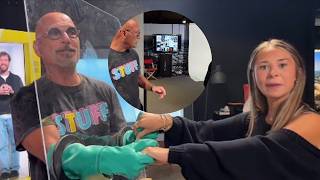 Howie Mandel's awkward handshake with Sophie Rain