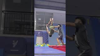 Beginner Learns Backflip in 1-Hour