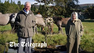 The Queen and Prince Charles plant tree ahead of Platinum Jubilee