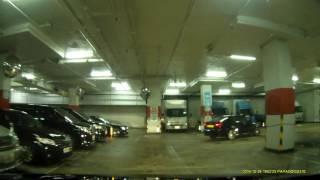 深水埗西九龍中心停車場 (入) Dragon Centre Carpark in Sham Shui Po (In)