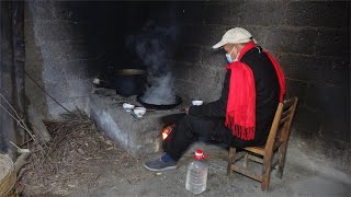 农村43岁光棍，独自一人过新年，好想娶个老婆