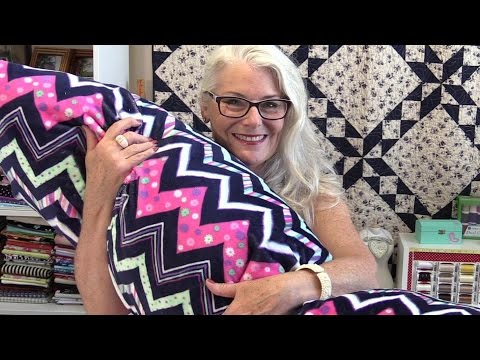 How to Make a Body Pillow with a Cover How to Make a Body Pillow with a Cover