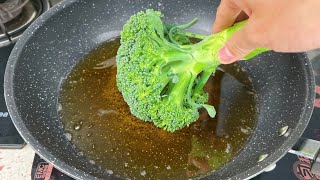 How to fry broccoli，Put the broccoli in the hot oil pan, it becomes delicious in an instant fragrant