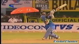 Rahul Dravid 50 in 22 balls vs New Zealand 2003 TVS Cup   Hyderabad