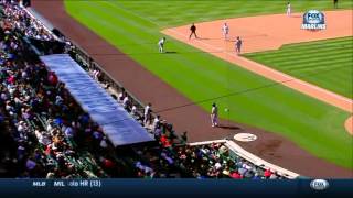 Hechavarria makes bare-handed catch from on-deck circle (0:15)