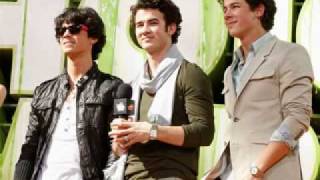 Paranoid Jonas Brothers