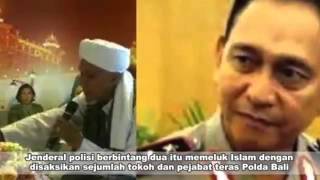 Polisi ini akhirnya masuk Islam