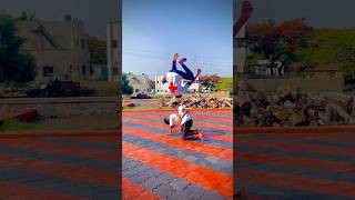 #malhari  #dancevideo#shortsviral #trending #dance #maharashtra #india #hiphopmusic #flips#b #viral