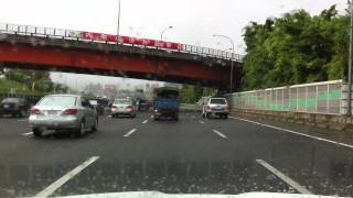 高速公路覆鼎金交流道貨車掉落紅磚20110713.mov