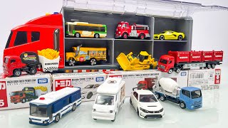 トミカ☆トミカのミニカーを開封してコンボイへ収納です。Tomica☆Tomica miniature cars opened and stored in convoy.