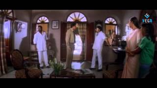 Prakash Raj threatening Mukesh Rishi - Mahesh Babu Movie Okkadu