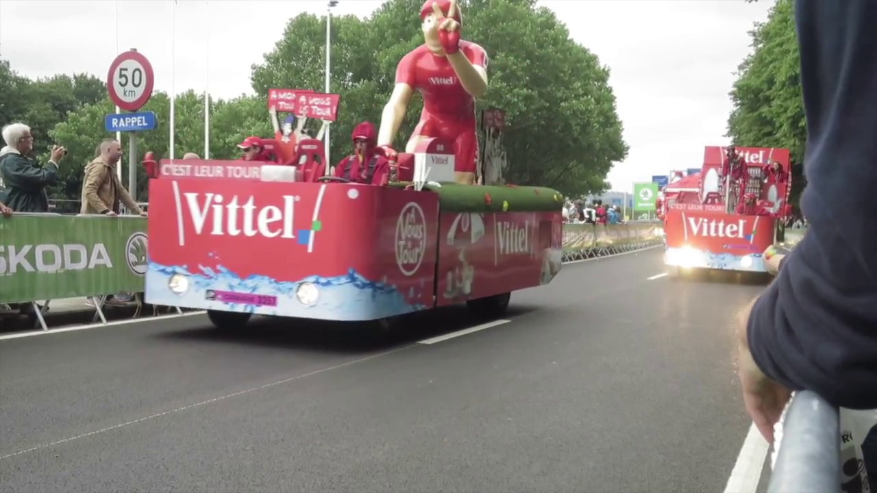 Caravane Du Tour De France 2017 Youtube