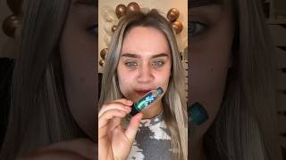 COLOUR CHANGING GREEN SPRITE LIP BALM TESTING NOVELTY MAKEUP