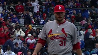 STL@CHC: Lynn gets Coghlan to end the inning