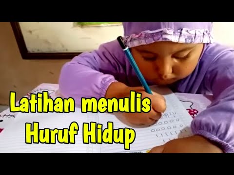 Latihan Menulis Huruf Hidup - YouTube