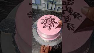 cake पर बनाई मेहंदी design| mehndi theme cake | #shorts #ytshorts #shortsfeed #viral #cake #trending