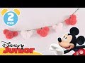 Christmas Craft Tutorial | Mickey and the Roadster Racers : Mickey Decorations ❄️ | Disney Junior UK