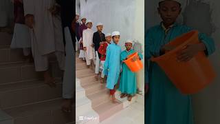 ভালো করে লক্ষ্য করে দেখুন আমার হাতে কি#shorts #shortvideo #islamic #trending