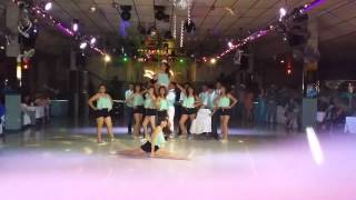 Elizabeth Quince surprise dance