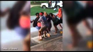 Women pool fight in USA