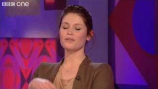 Gemma Arterton's Delicious Extra Fingers - Friday Night with Jonathan Ross - BBC