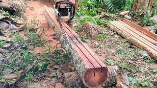 The skill of sawing old coconut wood makes usuk measuring 5.5 × 5.5 cm