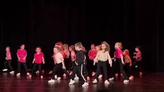 Dancepoint Vanocni show 2023, Street dance mini