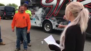 Angel Kayla Cat Calls Construction Workers Pt. 1