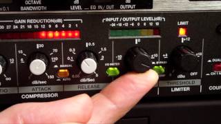 Alesis 3632 Compressor