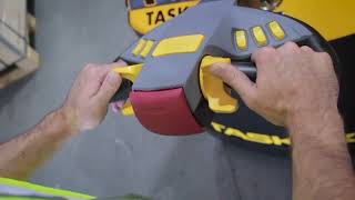 TASK CONDA Straddle Stacker - Demonstration Video