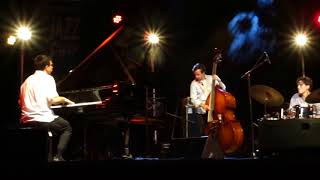 GUILHEM  FLOUZAT  TRIO  feat. Sam Harris+ Desmond White: \