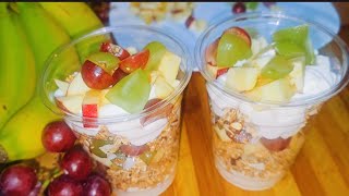 Wholesome Breakfast Idea: Yoghurt Parfait in Minutes for Busy Morning! #breakfast