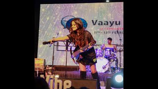 Kho gaye hum kahan live by Jasleen Kaur royal | Jasleen royal Live at NMIMS vaayu festival 2022