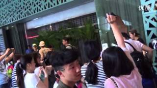 15.08.06 XiAn Airport Fancam – Lee Seung Gi