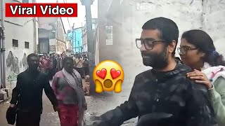 How Simple Man 😍 Arijit Singh Casting Vote With His Wife 🔥 Crazy Fans Moments!