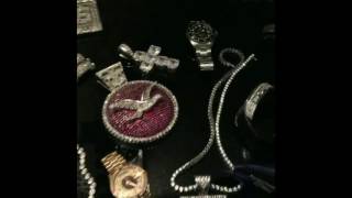 #Birdman still has his 90's Jewelry! Bling bling for days! Cash Money Records CEO has old money!