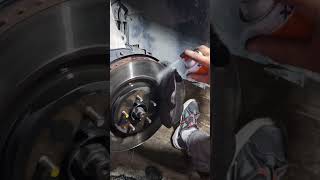 Brake cleaner pro..ينحي الاصوات المزعجة و ينظف Disque #tunisie #automobile #ميكانيك #astuces