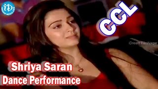 Shriya Saran Live Dance Performance for Kolaveri di Song at CCL 2 Curtain Raiser Event