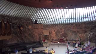 Temppeliaukio-Kirche in Helsinki (\