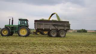 JOHN DEERE 6850 + JON DEERE 4240 S