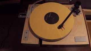 Billie Eilish - B5 - Listen Before I Go - Live Vinyl Recording - Yellow