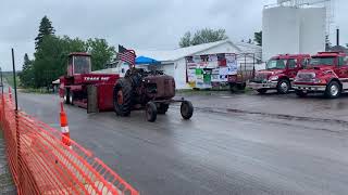 Cockshutt 40 tractor pull on blacktop