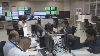 管制施設を初公開 「ひまわり８号」の受信業務担う