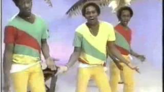 Gibson Brothers - Cuba (1979) Disco 70s