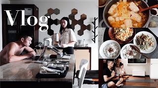 Vlog15｜居家防疫的同居小日子🏠 吃一大鍋麻辣臭豆腐、豆包泥做純素番茄炒蛋、買超紅的土窯G送給朋友們 What we ate in a day | Vegan couple